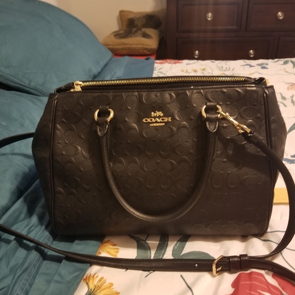 Coach purse Black - Picture 2 of 3